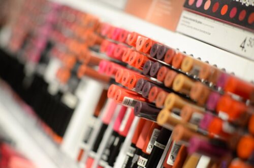 Best Lip Glosses And Lipsticks on Amazon (2026): Honest Reviews & Top Picks